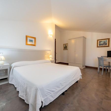 Albergo Residenziale La Corte Tortolì Exterior foto