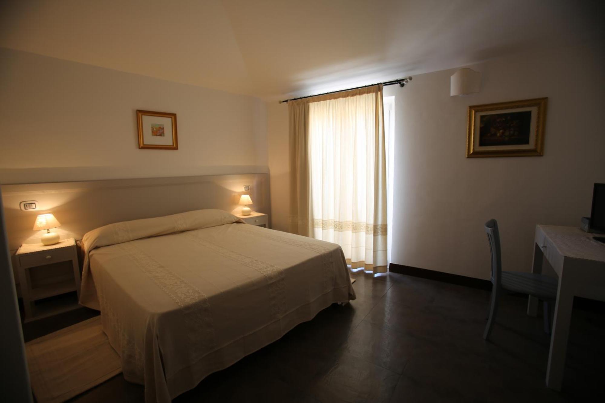 Albergo Residenziale La Corte Tortolì Exterior foto