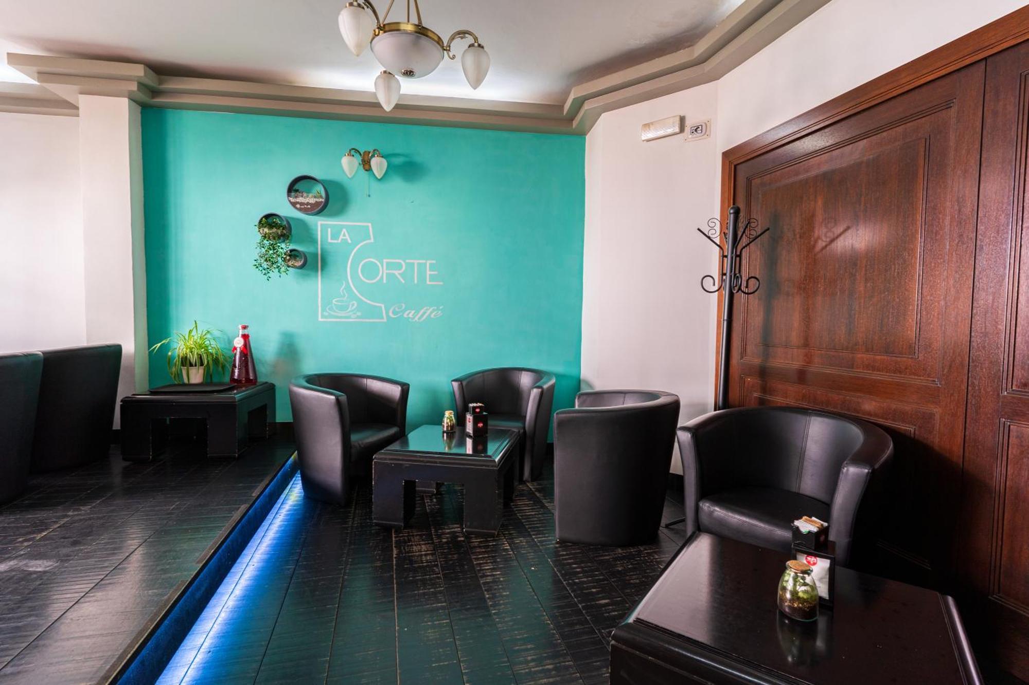 Albergo Residenziale La Corte Tortolì Exterior foto