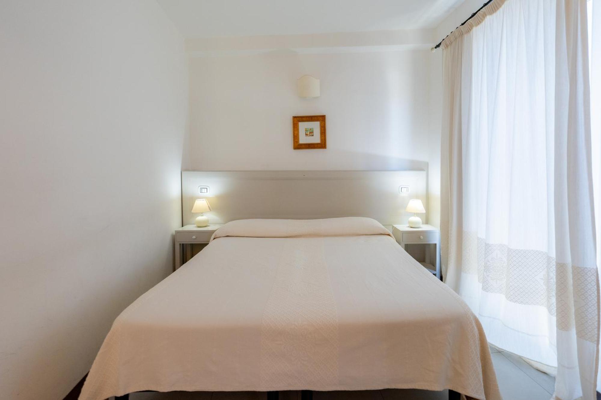 Albergo Residenziale La Corte Tortolì Exterior foto