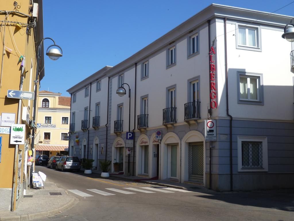 Albergo Residenziale La Corte Tortolì Exterior foto