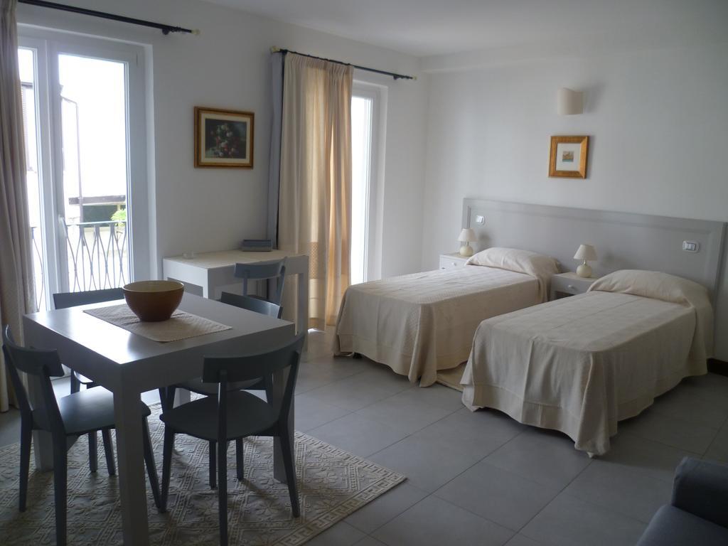 Albergo Residenziale La Corte Tortolì Cameră foto